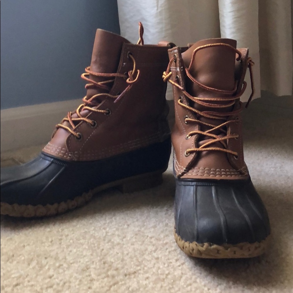 LL Bean Duck Boots women 9” (DM)